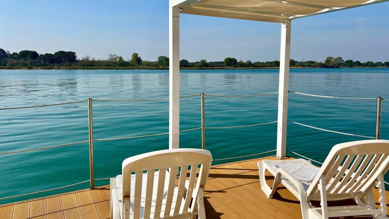 Marina Uno Floating Resort Lignano Sabbiadoro Exterior photo